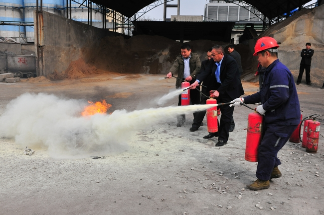 运河煤矿：提升消防意识&nbsp;组织消防演练