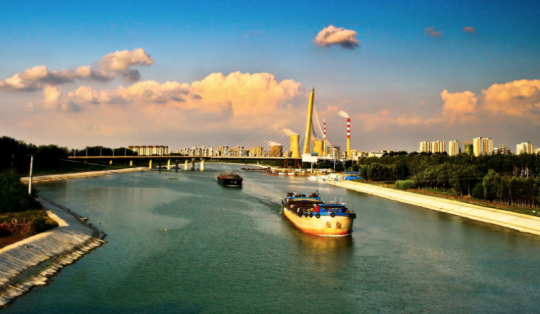 大众日报丨发挥内河航运优势，建设港航物流高地