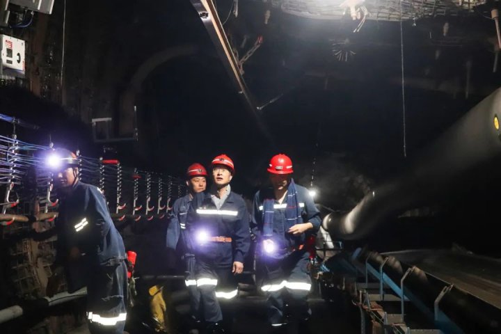 王崇景到双合煤矿调研督导工作